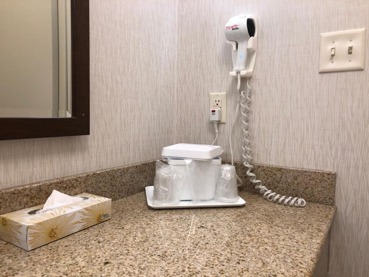 金鹰小屋酒店 北贝特尔福德 外观 照片