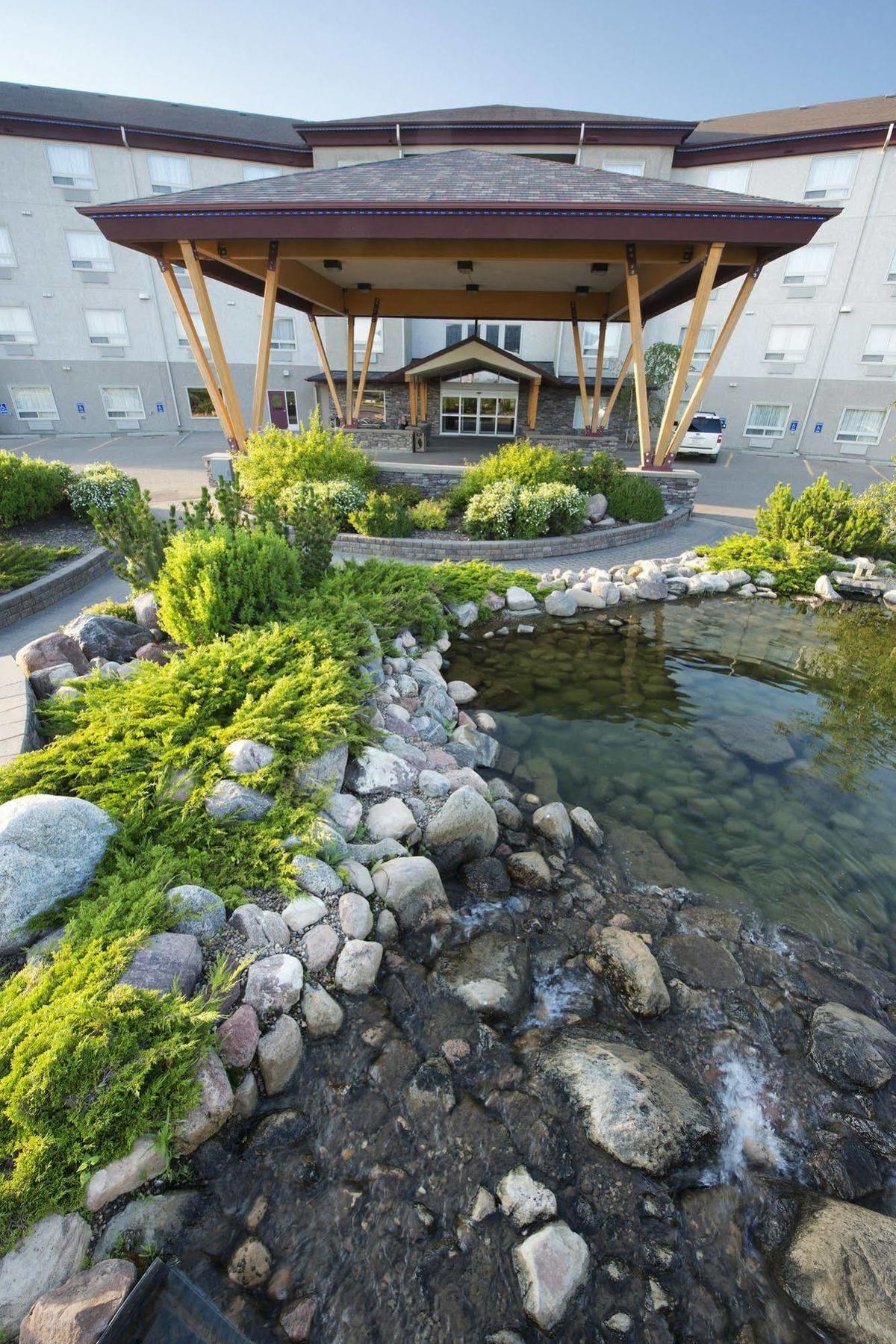 金鹰小屋酒店 北贝特尔福德 外观 照片